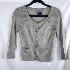 ✨✨American Eagle Outfitters Grey Light Cardigan